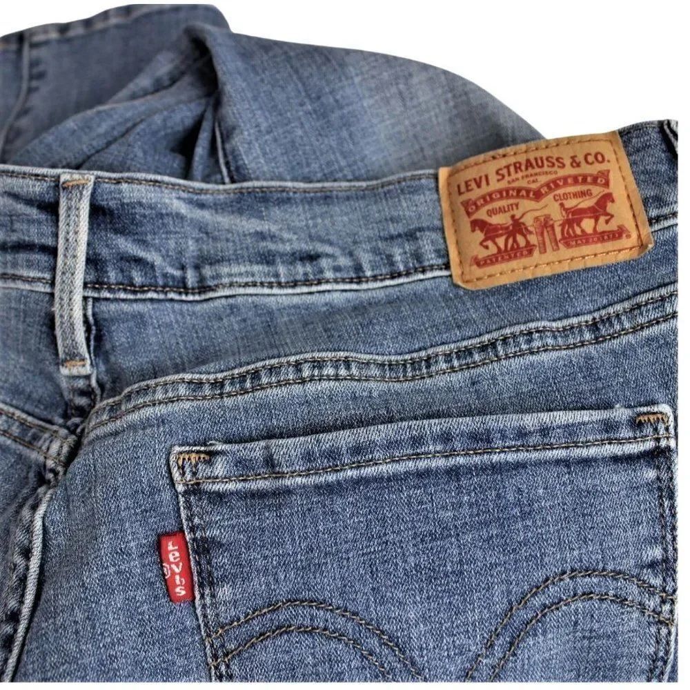 Levi’s 505 Jeans Straight Leg Mid-Rise Blue Medium Wash Women’s 31 X 30 Size 12 - Picture 4 of 8